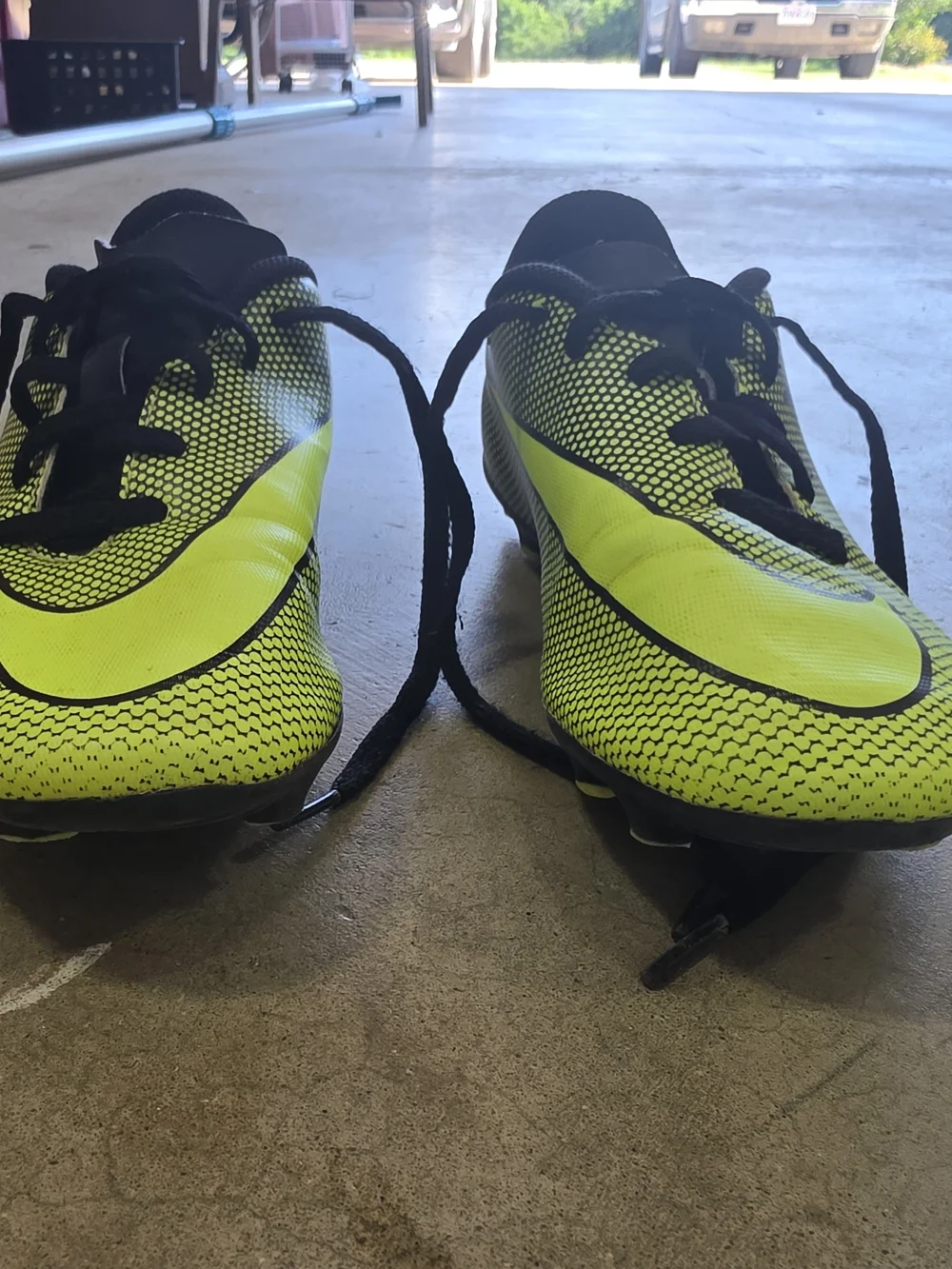Nike Youth Soccer Cleats Volt Black FG Molded Cleats Kids Neon Yellow